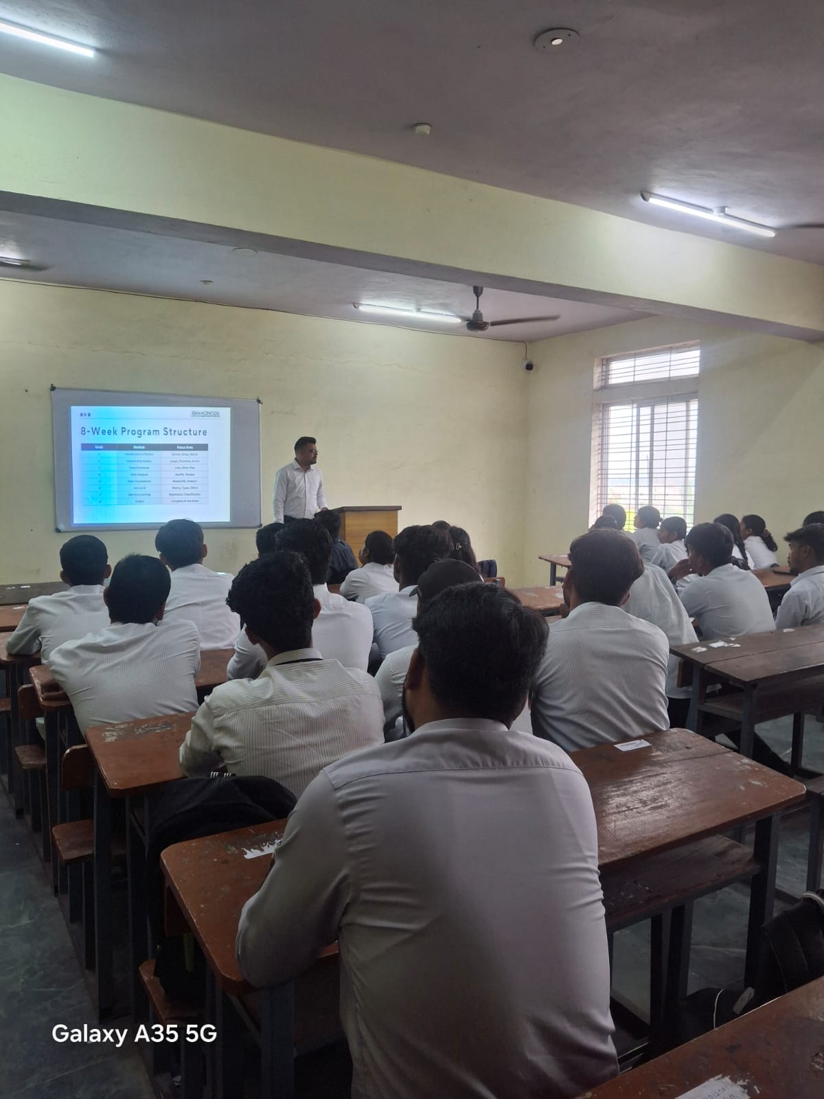 Best BCA, BTech & MTech IT Training Center Near Xavier College, Ranchi – Emancipation Edutech Pvt. Ltd.